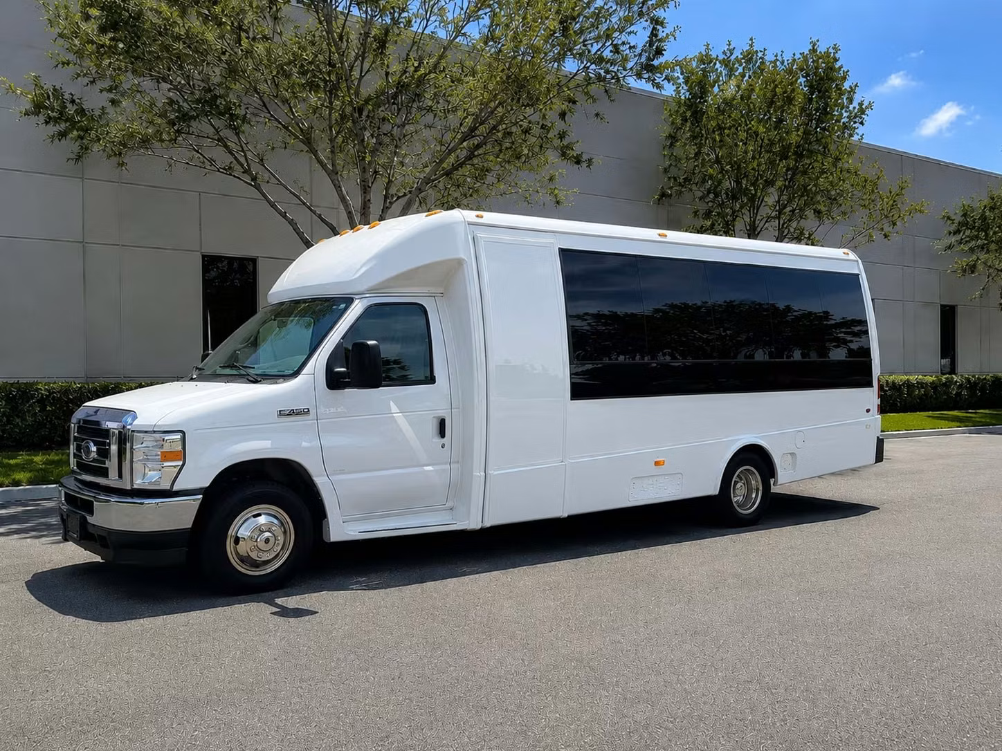 20 passenger minibus