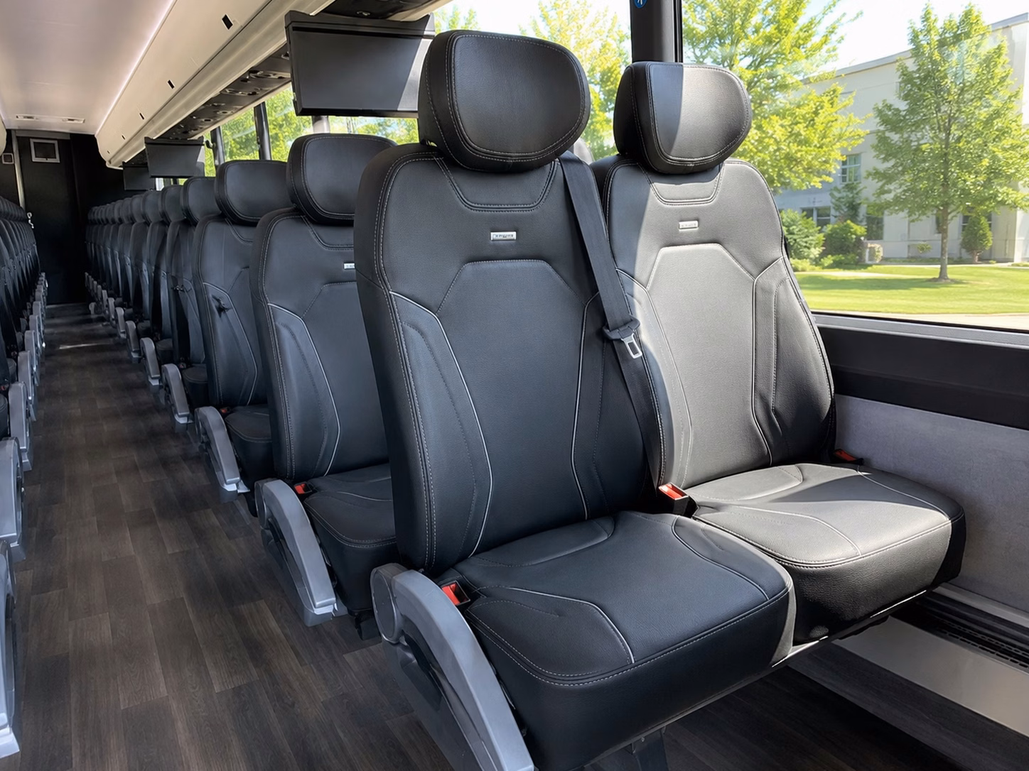 guest shuttle transportation between new bedford s historic waterfront venues and hotels
